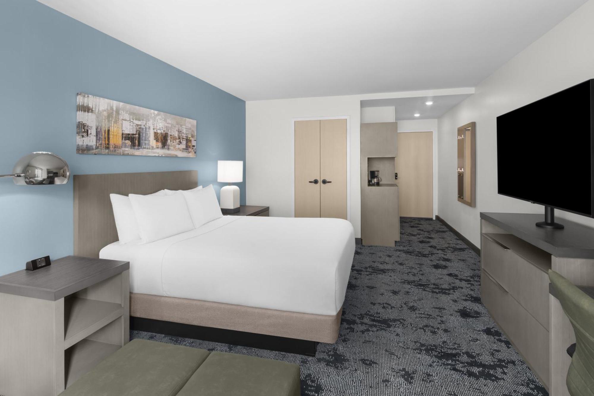 Hyatt House Raleigh Downtown/Seaboard Station Hotel Стая снимка