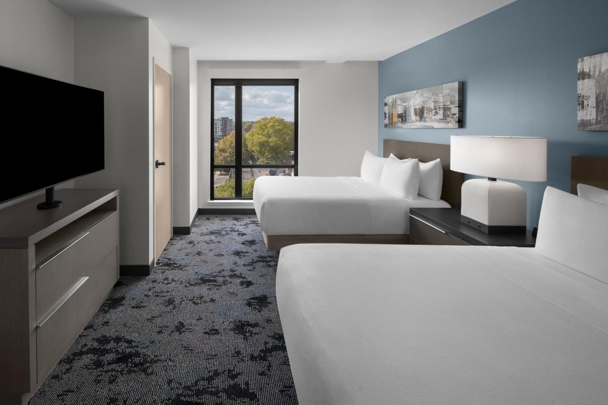 Hyatt House Raleigh Downtown/Seaboard Station Hotel Стая снимка